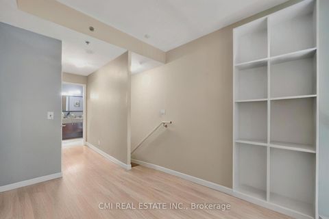 Photo 13 at LPH30 - 21 Nelson Street, Waterfront Communities C1, Toronto