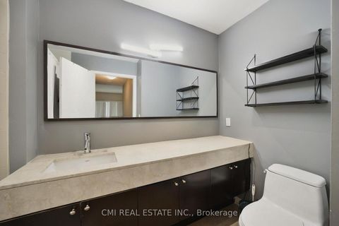 Photo 16 at LPH30 - 21 Nelson Street, Waterfront Communities C1, Toronto