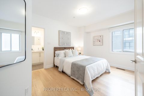 Photo 15 at 1 - 473 Dupont Street, Annex, Toronto