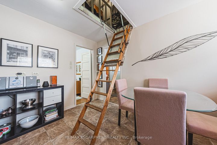 Photo 17 at 28 Munn Street, Raleigh, Hamilton