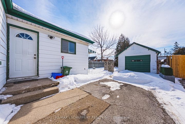 Photo 19 at 28 Munn Street, Raleigh, Hamilton