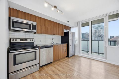 Photo 10 at 419 - 20 Joe Shuster Way, South Parkdale, Toronto