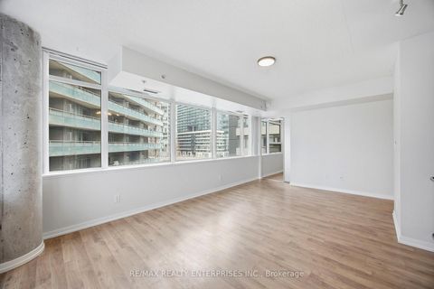 Photo 13 at 419 - 20 Joe Shuster Way, South Parkdale, Toronto