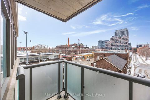 Photo 18 at 419 - 20 Joe Shuster Way, South Parkdale, Toronto