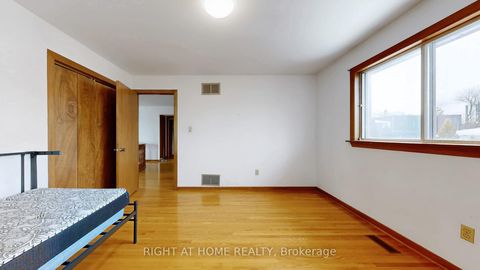 Photo 18 at 94 Madawaska Avenue, Newtonbrook East, Toronto