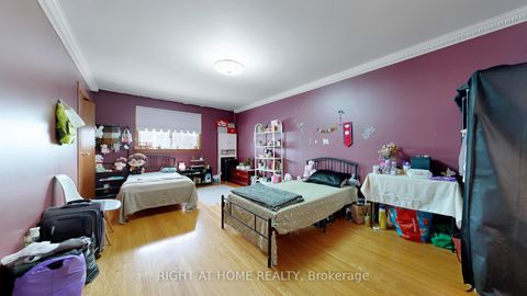 Photo 26 at 94 Madawaska Avenue, Newtonbrook East, Toronto