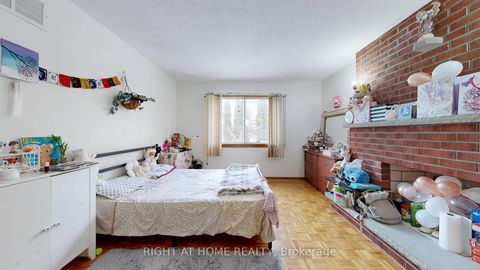 Photo 29 at 94 Madawaska Avenue, Newtonbrook East, Toronto