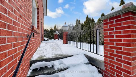 Photo 40 at 94 Madawaska Avenue, Newtonbrook East, Toronto