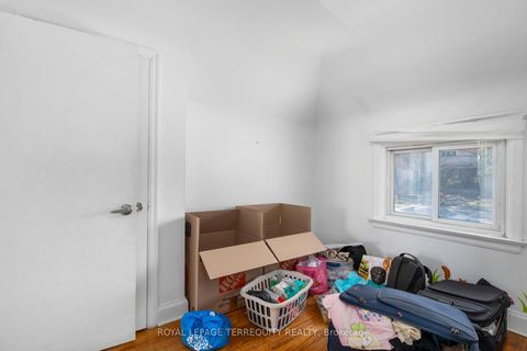 Photo 14 at 64 Pelmo Crescent, Pelmo Park W4, Toronto
