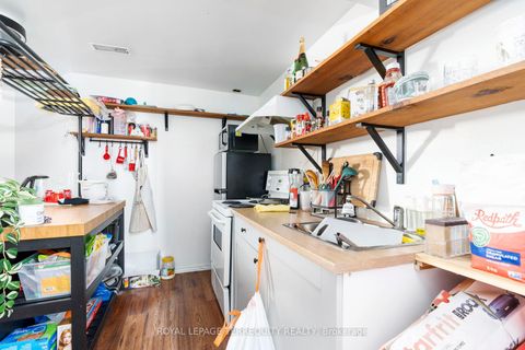 Photo 22 at 64 Pelmo Crescent, Pelmo Park W4, Toronto