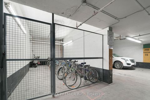 Photo 44 at 904 - 250 Scarlett Road, Smythe, Toronto