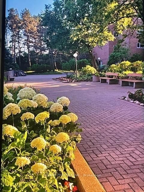 Photo 47 at 904 - 250 Scarlett Road, Smythe, Toronto