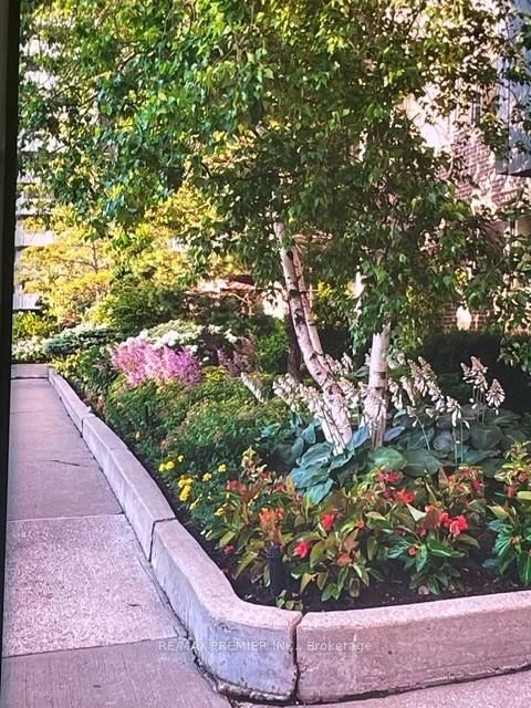 Photo 48 at 904 - 250 Scarlett Road, Smythe, Toronto