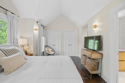 Photo 26 at 141 Latimer Avenue, Lawrence Park South, Toronto