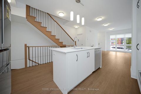 Photo 12 at 22 Chesley Street, Uplands, Vaughan