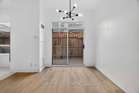 Photo 11 at 102 - 5940 Yonge Street, Newtonbrook West, Toronto