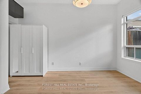 Photo 21 at 102 - 5940 Yonge Street, Newtonbrook West, Toronto