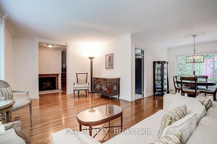 Photo 3 at 62 Kempsell Crescent, Don Valley Village, Toronto
