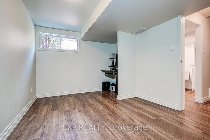 Photo 17 at 62 Kempsell Crescent, Don Valley Village, Toronto