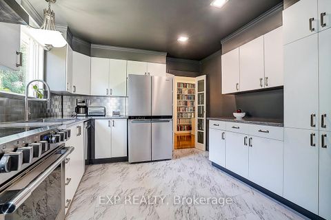 Photo 7 at 62 Kempsell Crescent, Don Valley Village, Toronto