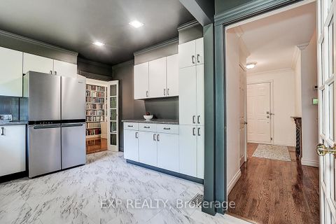 Photo 8 at 62 Kempsell Crescent, Don Valley Village, Toronto