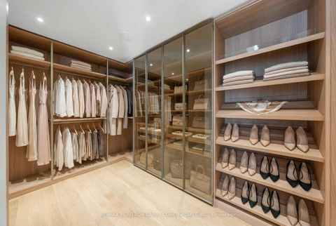 Photo 12 at 103 Old Colony Road, Windfields, Toronto