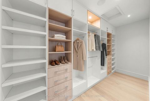 Photo 16 at 103 Old Colony Road, Windfields, Toronto