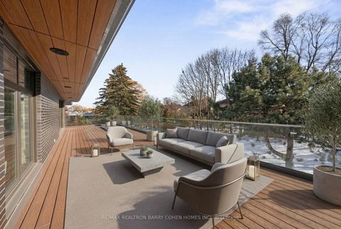 Photo 17 at 103 Old Colony Road, Windfields, Toronto