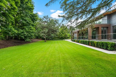 Photo 31 at 103 Old Colony Road, Windfields, Toronto