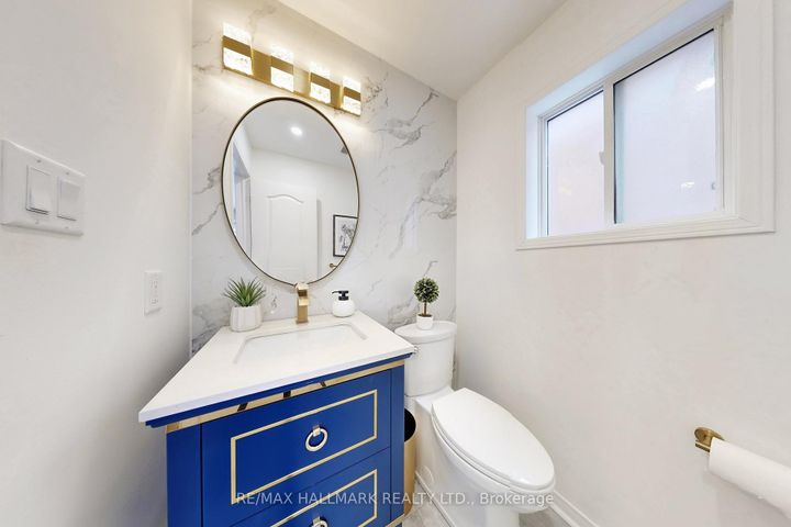 Photo 13 at 129 Knapton Drive, Woodland Hill, Newmarket