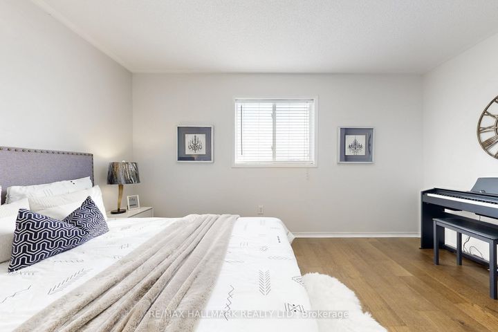 Photo 23 at 129 Knapton Drive, Woodland Hill, Newmarket