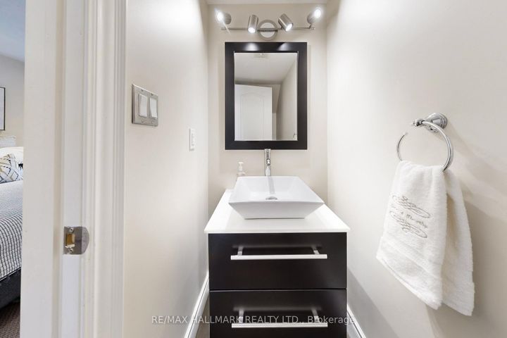 Photo 36 at 129 Knapton Drive, Woodland Hill, Newmarket