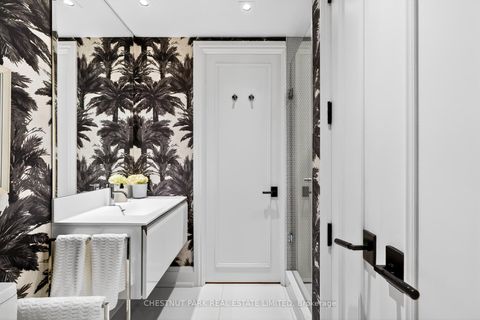 Photo 34 at 301 - 20 Scrivener Square, Moore Park, Toronto