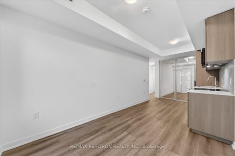 Photo 14 at 707 B - 7437 Kingston Road, Rouge E11, Toronto