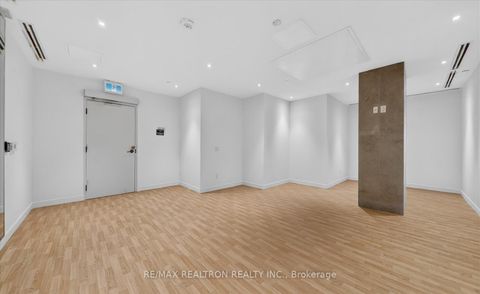 Photo 24 at 707 B - 7437 Kingston Road, Rouge E11, Toronto