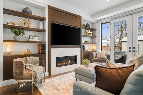 Photo 9 at 39 Amsterdam Avenue, Parkview, Toronto