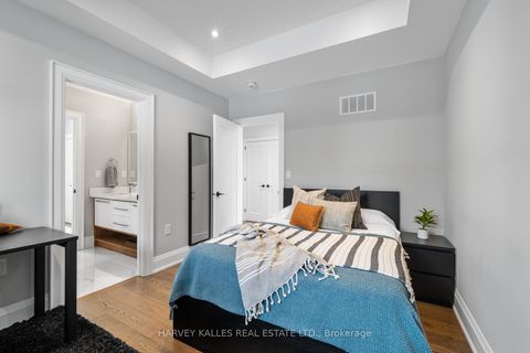 Photo 27 at 39 Amsterdam Avenue, Parkview, Toronto