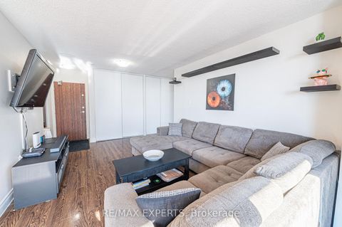 Photo 5 at 901 - 100 Prudential Drive, Dorset Park, Toronto