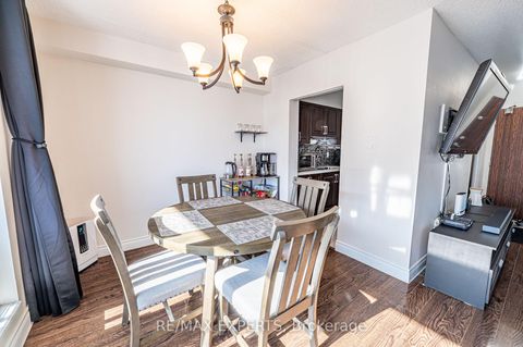 Photo 7 at 901 - 100 Prudential Drive, Dorset Park, Toronto