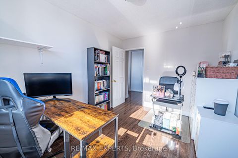 Photo 16 at 901 - 100 Prudential Drive, Dorset Park, Toronto