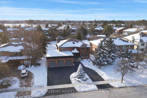 Photo 0 at 118 Torran Road, Islington Woods, Vaughan