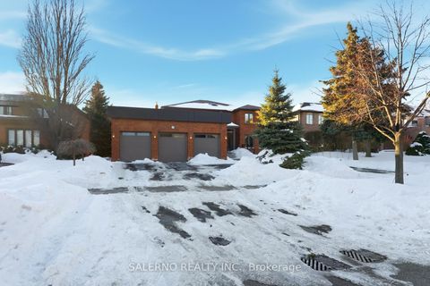 Photo 3 at 118 Torran Road, Islington Woods, Vaughan