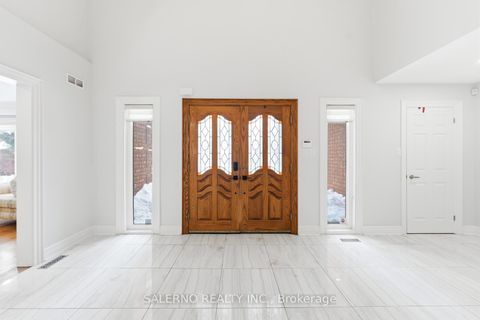 Photo 6 at 118 Torran Road, Islington Woods, Vaughan