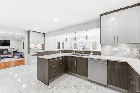 Photo 14 at 118 Torran Road, Islington Woods, Vaughan