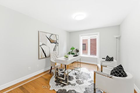 Photo 22 at 118 Torran Road, Islington Woods, Vaughan