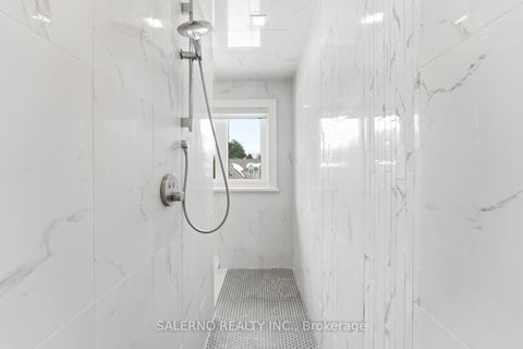 Photo 28 at 118 Torran Road, Islington Woods, Vaughan