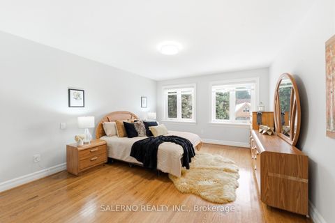 Photo 29 at 118 Torran Road, Islington Woods, Vaughan