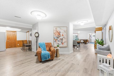 Photo 33 at 118 Torran Road, Islington Woods, Vaughan