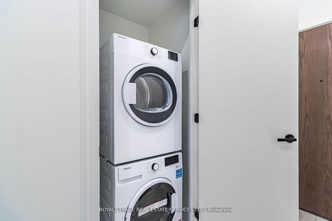 Photo 9 at 3904 - 55 Charles Street E, Yonge Corridor, Toronto