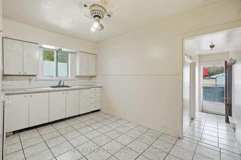 Photo 8 at 127 Kane Avenue, Eglinton West, Toronto